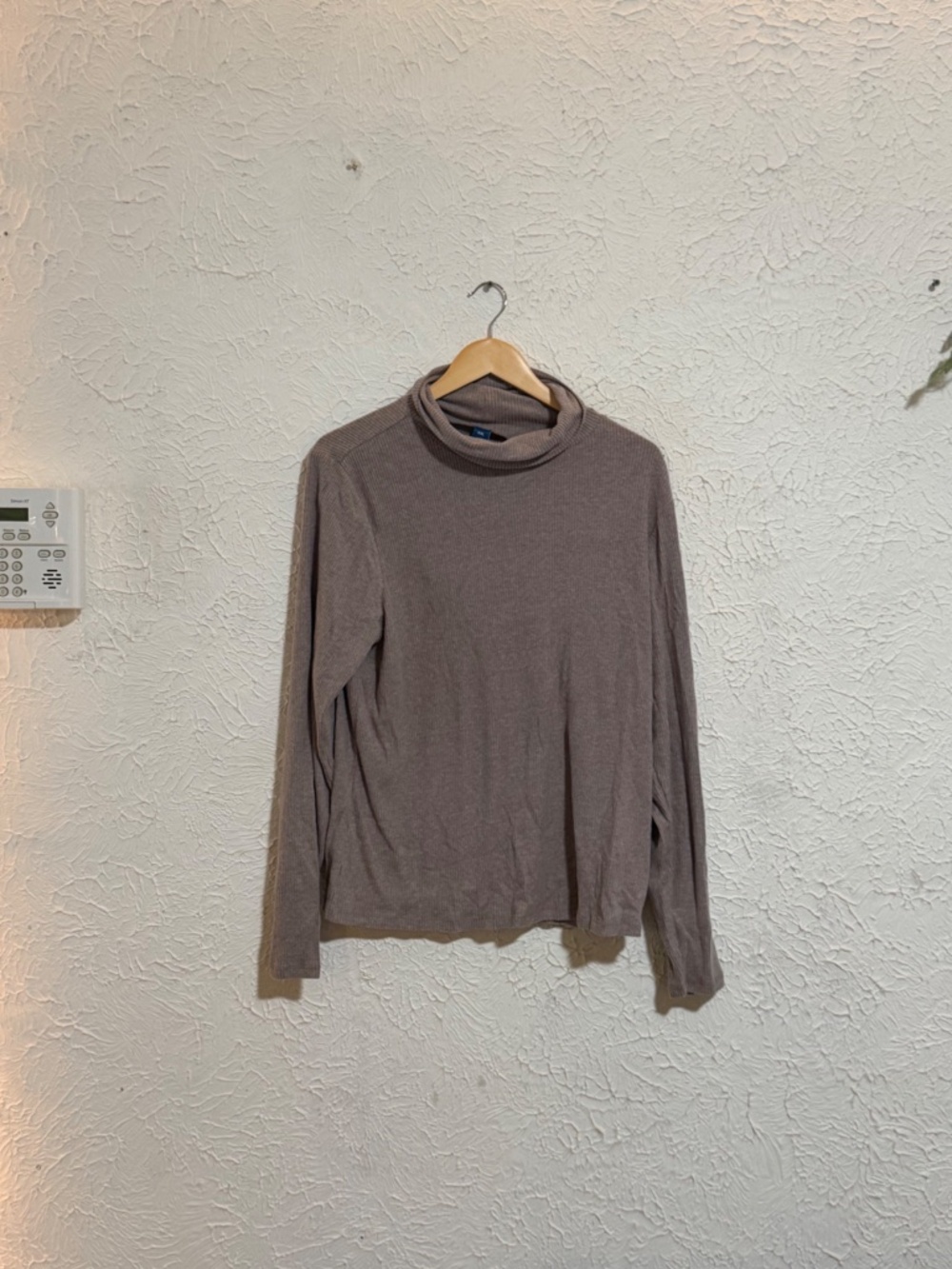 Old Navy Women’s Ribbed Turtleneck Long Sleeve Top XXL Taupe Brown